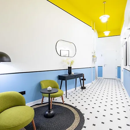 - Happy Design - Easy Sleep Apartman Budapest