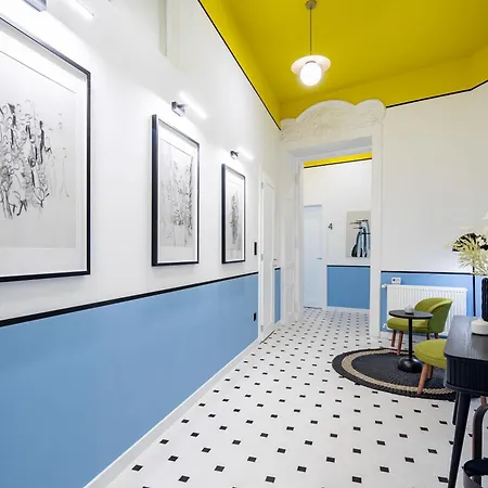 - Happy Design - Easy Sleep Apartment Budapest